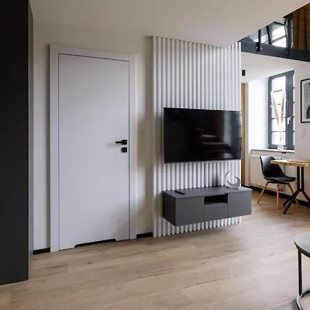 - Old Town - Chic - Jana Pawla 33