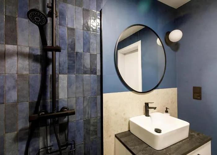 - Old Town - Chic - Jana Pawla 33 *